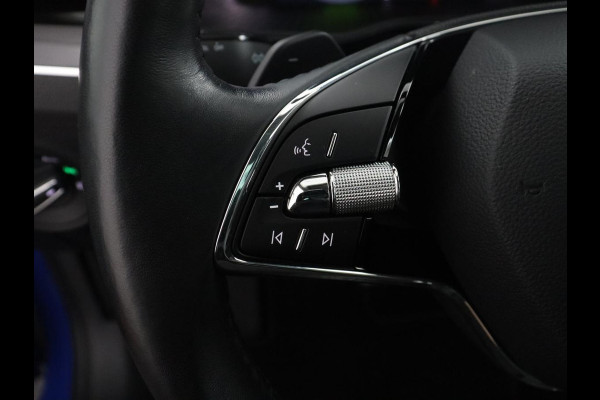 Škoda Superb Combi 1.4 TSI iV Laurin & Klement | SOH 95.8% | Trekhaak | Leder | Virtual Dashboard | Stoelverwarming | Memory | Virtual Dashboard | Park assist | Cruise control | Navigatie | Carplay |