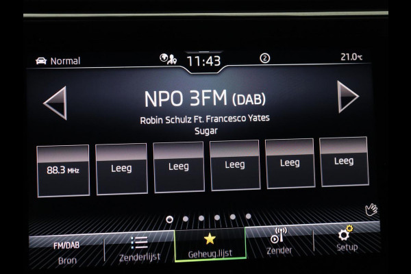 Škoda Superb Combi 1.4 TSI iV Laurin & Klement | SOH 95.8% | Trekhaak | Leder | Virtual Dashboard | Stoelverwarming | Memory | Virtual Dashboard | Park assist | Cruise control | Navigatie | Carplay |