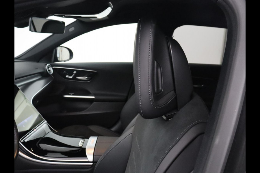 Mercedes-Benz C-Klasse 300e AMG-Line | SOH 97.7 | Leder/alcantara | Adaptive cruise | Memory | 360 camera | Sfeerverlichting | Burnmester | Stoelverwarming | Full LED |