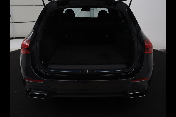 Mercedes-Benz C-Klasse 300e AMG-Line | SOH 97.7 | Leder/alcantara | Adaptive cruise | Memory | 360 camera | Sfeerverlichting | Burnmester | Stoelverwarming | Full LED |