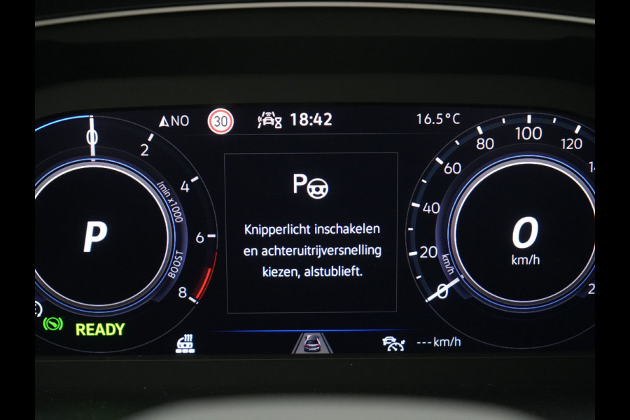 Volkswagen Tiguan 1.4 TSI eHybrid Life SOH 90,2% PHEV 245pk | Trekhaak Af Fabriek | Adaptive Cruise | Stoelen & Stuur Verwarmd | Navigatie | Virtual Cockpit | DAB | Plug In Hybrid |