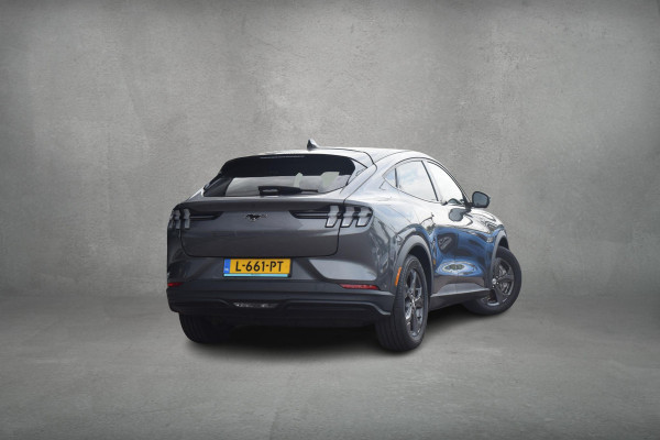 Ford Mustang Mach-E RWD 75 kWh | SOH: 92,6% | Pano | B&O | Leer | Memory | Stuur- en Stoelverwarming