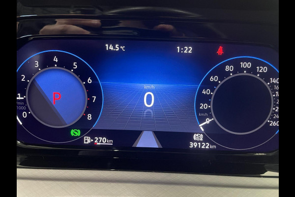 Volkswagen Golf 1.0 eTSI 110pk Automaat Life Navigatie Apple Carplay/Android Auto Parkeersensoren Adaptieve Cruise Control Sfeerverlichting Virtual Cockpit Climate Control Lichtmetalen velgen