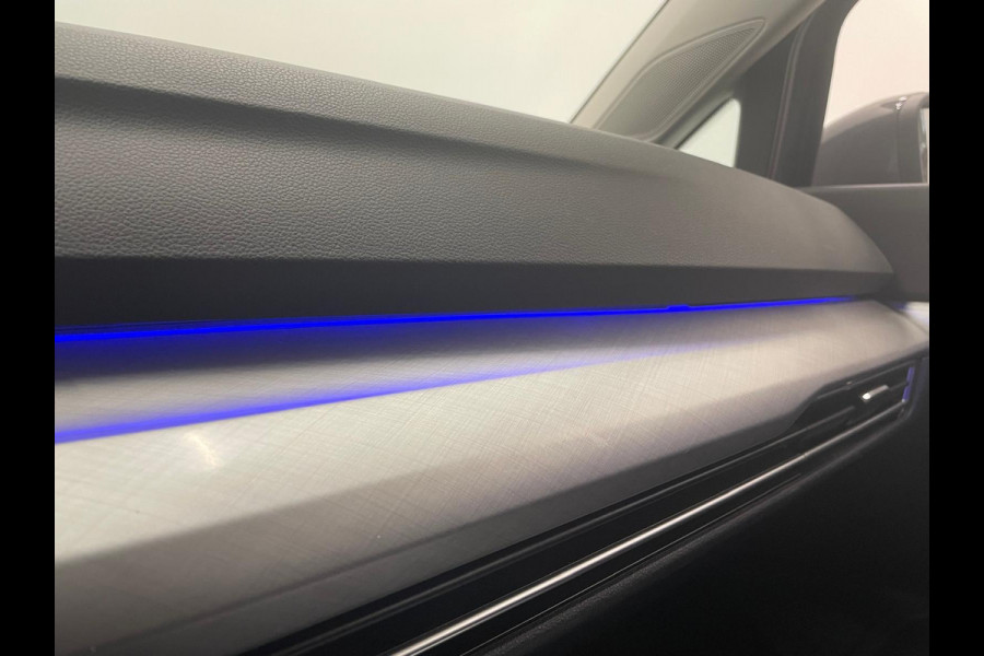 Volkswagen Golf 1.0 eTSI 110pk Automaat Life Navigatie Apple Carplay/Android Auto Parkeersensoren Adaptieve Cruise Control Sfeerverlichting Virtual Cockpit Climate Control Lichtmetalen velgen