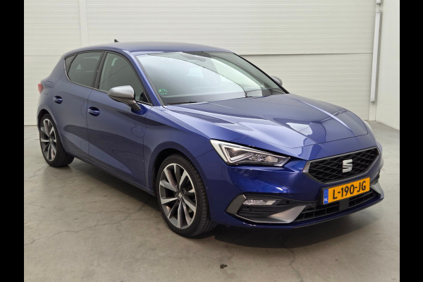 Seat Leon 1.5 eTSI FR Business Intense - Automaat - Navi - Parkeerhulp - Org.NL