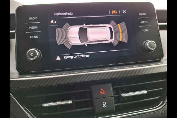 Škoda Kamiq 1.0 TSI Monte Carlo * 29.000KM! * Panoramadak * Stoelverwarming * Carplay * Full Led *