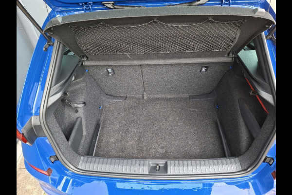 Škoda Kamiq 1.0 TSI Monte Carlo * 29.000KM! * Panoramadak * Stoelverwarming * Carplay * Full Led *