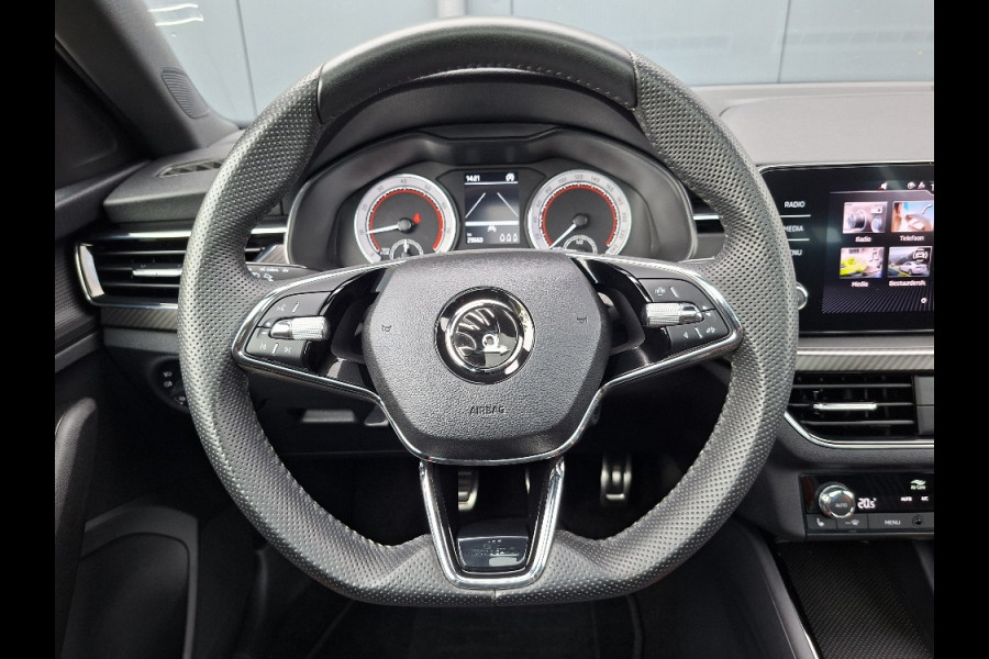 Škoda Kamiq 1.0 TSI Monte Carlo * 29.000KM! * Panoramadak * Stoelverwarming * Carplay * Full Led *