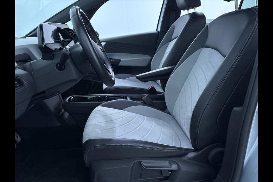 Volkswagen ID.3 Pro Edition 58 kWh 204 pk | Navigatie | Parkeersensoren | Achteruitrijcamera | Adaptive cruise control | Stoelverwarming |