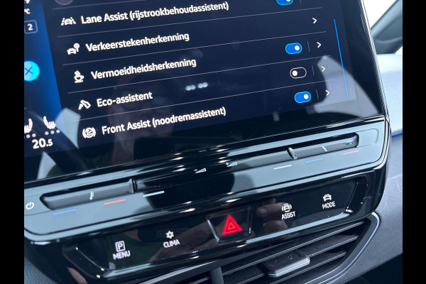 Volkswagen ID.3 Pro Edition 58 kWh 204 pk | Navigatie | Parkeersensoren | Achteruitrijcamera | Adaptive cruise control | Stoelverwarming |