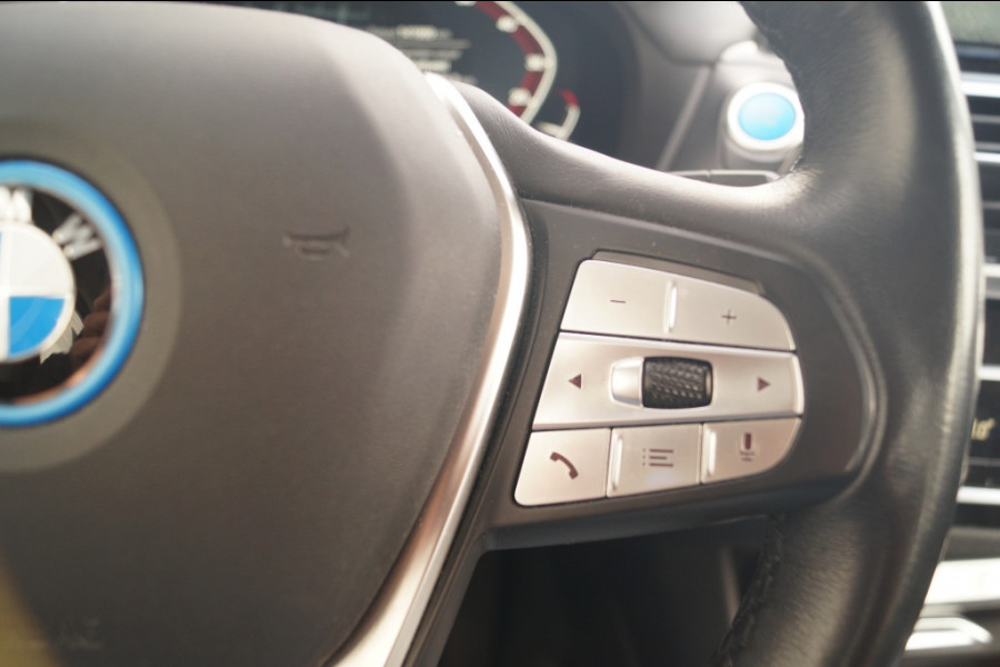 BMW iX3 Executive 80 kWh -SOH95%-PANO-LEER-CAM-NAVI-