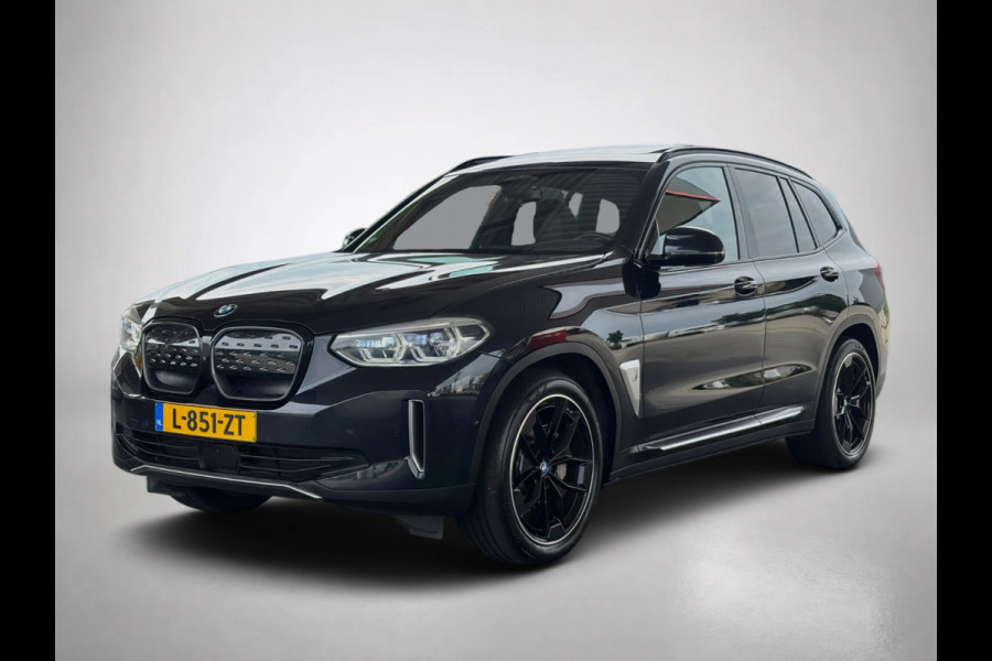 BMW iX3 High Executive 80 kWh M-pakket (NL-auto, Dealer OnderH, Panoramadak, Navi Pro, 360 Camera, Leder, Auto Pilot, StoelV, Etc)