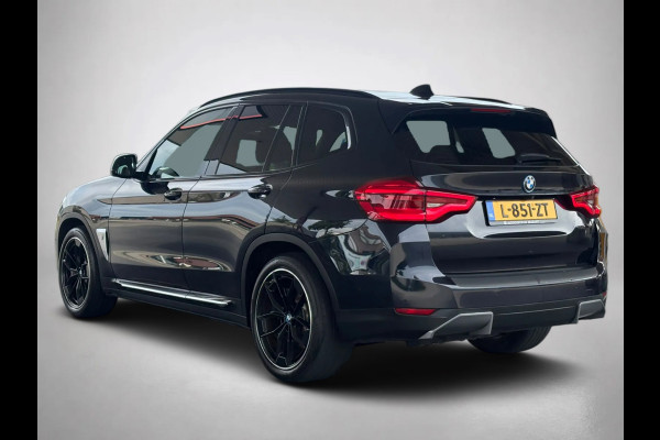 BMW iX3 High Executive 80 kWh M-pakket (NL-auto, Dealer OnderH, Panoramadak, Navi Pro, 360 Camera, Leder, Auto Pilot, StoelV, Etc)
