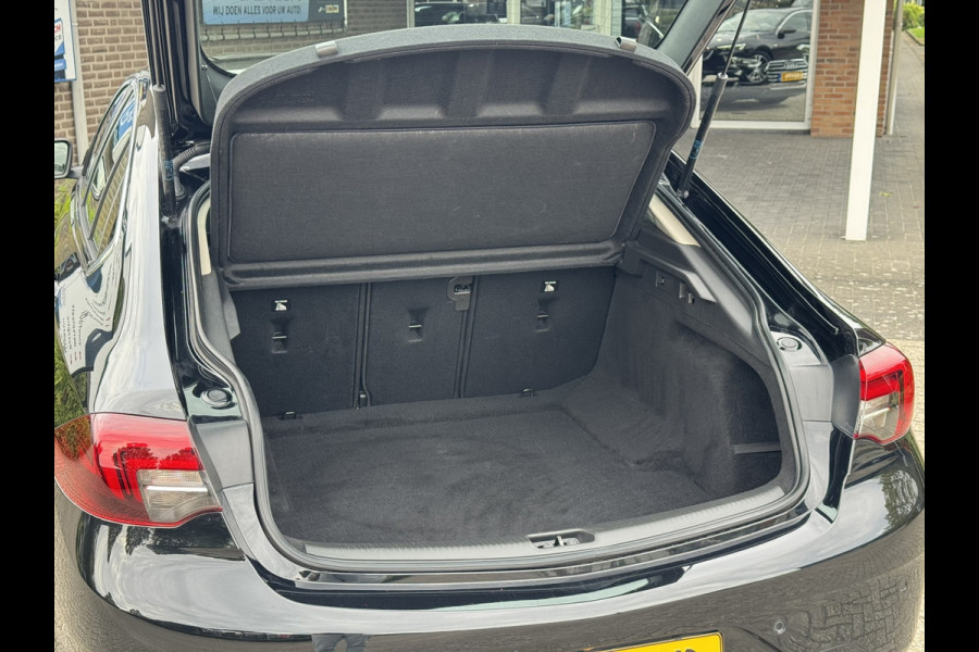 Opel Insignia Grand Sport 1.5 Turbo Business Executive | Leder, Navi, Stoel+Stuurverw., Climate, Cruise, Trekhaak wegkl. | NAP |