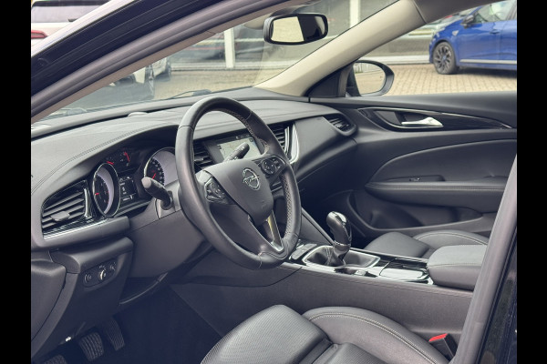 Opel Insignia Grand Sport 1.5 Turbo Business Executive | Leder, Navi, Stoel+Stuurverw., Climate, Cruise, Trekhaak wegkl. | NAP |