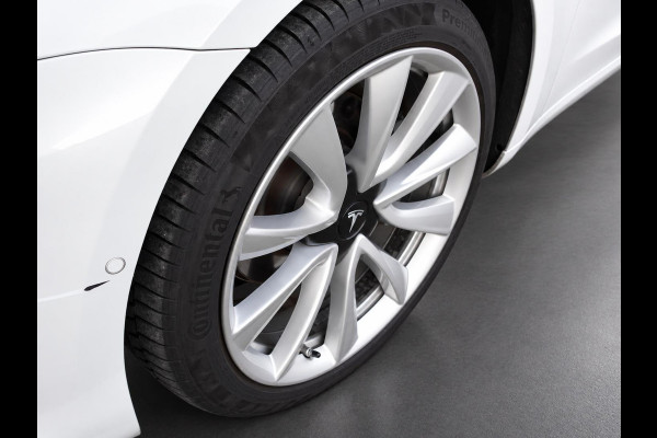 Tesla Model 3 Standard RWD Plus 60 kWh Autopilot Airco Leder Panoramadak PDC VA Camera 19" Sport Wheels