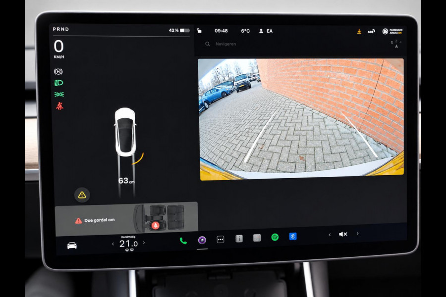 Tesla Model 3 Standard RWD Plus 60 kWh Autopilot Airco Leder Panoramadak PDC VA Camera 19" Sport Wheels