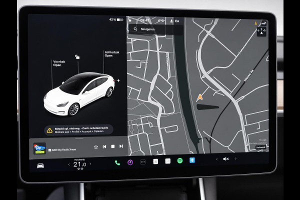 Tesla Model 3 Standard RWD Plus 60 kWh Autopilot Airco Leder Panoramadak PDC VA Camera 19" Sport Wheels