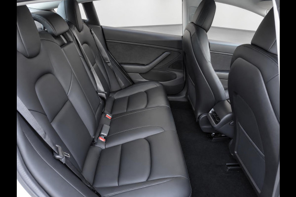 Tesla Model 3 Standard RWD Plus 60 kWh Autopilot Airco Leder Panoramadak PDC VA Camera 19" Sport Wheels