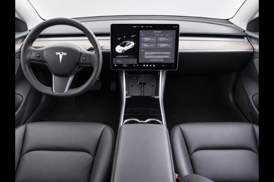 Tesla Model 3 Standard RWD Plus 60 kWh Autopilot Airco Leder Panoramadak PDC VA Camera 19" Sport Wheels