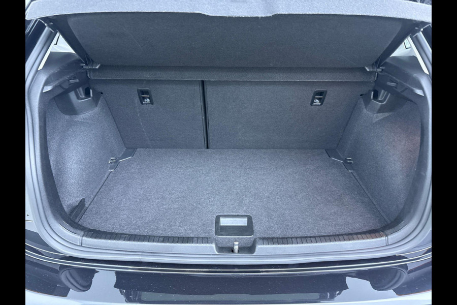 Volkswagen Polo 1.0 TSI Life Edition 95 pk | Verlengde garantie | Navigatie via App | Parkeersensoren achter | Achteruitrijcamera | Adaptieve cruise control |