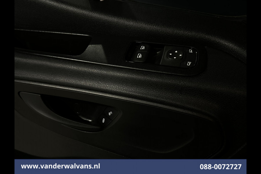 Mercedes-Benz Sprinter 211 CDI 115pk L2H2 Euro6 Airco | Camera | Trekhaak Bijrijdersbank