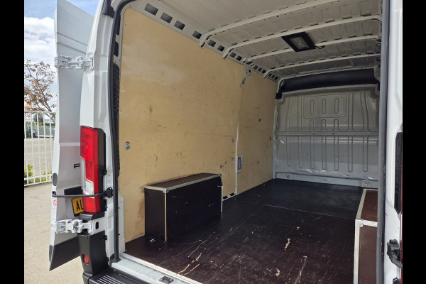 Peugeot Boxer NIEUW MODEL 2.2 BlueHDi 140 Pk L3H2 ECC Airco - Achteruitrijcamera - Cruisecontrol - Navigatie