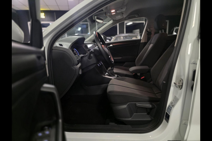 Volkswagen T-Roc 1.5 TSI Style |STUUR/STOELVERW.|ACC|CAMERA
