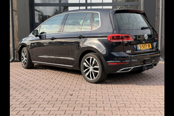 Volkswagen Golf Sportsvan 1.5 TSI ACT Highline | Automaat | LED | Trekhaak | ACC | Navi | Stoelverwarming | Park Assist | Camera |