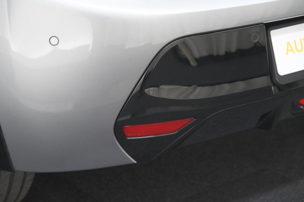Peugeot 208 1.2 Hybrid 145 e-DCS6 GT | Alcantara Pakket | Camera | Apple Carplay | Stoelverwarming