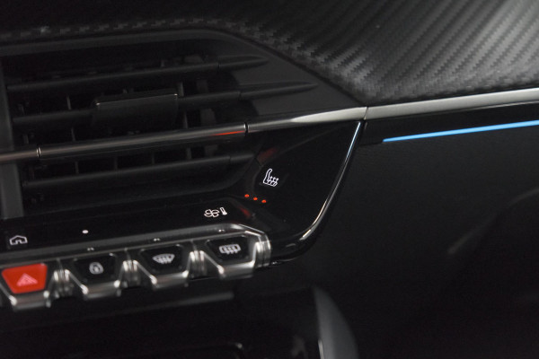 Peugeot 208 1.2 Hybrid 145 e-DCS6 GT | Alcantara Pakket | Camera | Apple Carplay | Stoelverwarming