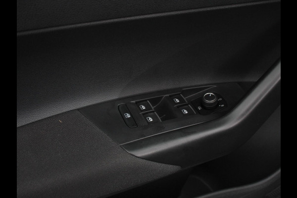 Volkswagen Polo 1.0 TSI Move Navigatie Android Auto / Apple Carplay Climate Control Lichtmetalen Velgen Digitale Cockpit
