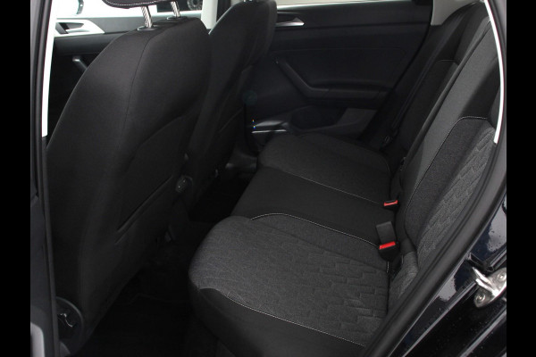 Volkswagen Polo 1.0 TSI Move Navigatie Android Auto / Apple Carplay Climate Control Lichtmetalen Velgen Digitale Cockpit