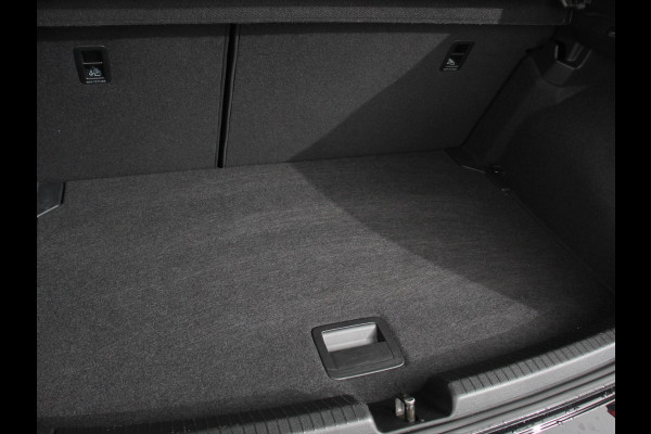 Volkswagen Polo 1.0 TSI Move Navigatie Android Auto / Apple Carplay Climate Control Lichtmetalen Velgen Digitale Cockpit