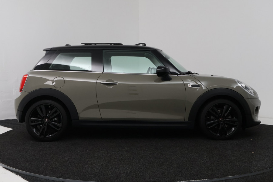 MINI 3-deurs 1.5 Cooper Pepper (PANORAMADAK, STOELVERWARMING, CARPLAY)