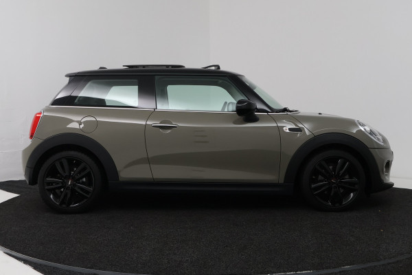 MINI 3-deurs 1.5 Cooper Pepper (PANORAMADAK, STOELVERWARMING, CARPLAY)