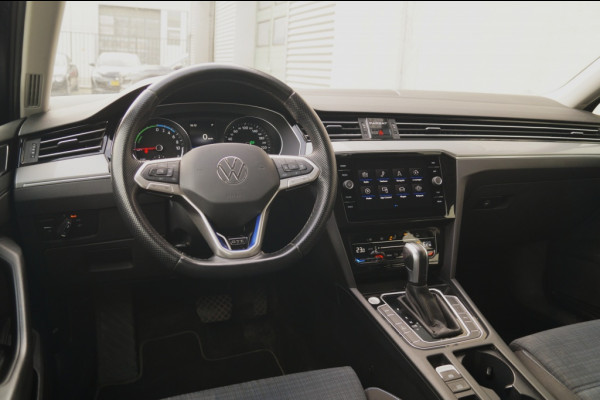 Volkswagen Passat Variant 1.4 TSI PHEV GTE Business -SOH91%-LED-ECC-CAM-
