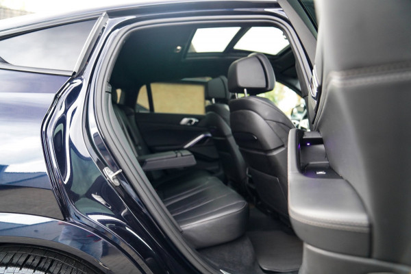 BMW X6 XDrive40i High Executive | Panorama | 360cam | Carbon | Adaptieve cruise control | Kristallen pook | 22 inch | Dealer onder