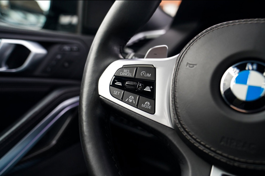 BMW X6 XDrive40i High Executive | Panorama | 360cam | Carbon | Adaptieve cruise control | Kristallen pook | 22 inch | Dealer onder