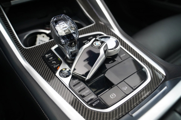 BMW X6 XDrive40i High Executive | Panorama | 360cam | Carbon | Adaptieve cruise control | Kristallen pook | 22 inch | Dealer onder