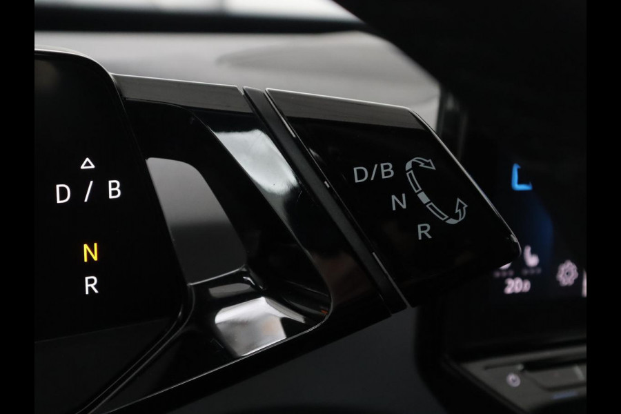 Volkswagen ID.3 Life 58 kWh | SOH 93.6% | Adaptive cruise | Stuur/stoel verwarming | Sfeerverlichting | Park assist | Carplay |