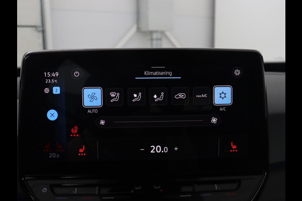 Volkswagen ID.3 Life 58 kWh | SOH 93.6% | Adaptive cruise | Stuur/stoel verwarming | Sfeerverlichting | Park assist | Carplay |