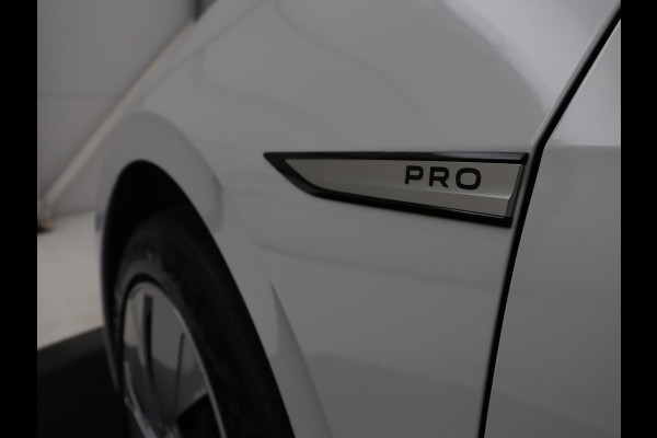 Volkswagen ID.3 Life 58 kWh | SOH 93.6% | Adaptive cruise | Stuur/stoel verwarming | Sfeerverlichting | Park assist | Carplay |