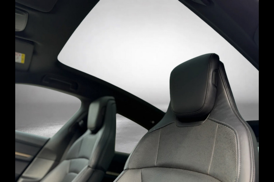 Porsche Taycan Performance 84 kWh 93% SoH (NL-auto, Panorama, Sport Chrono, Ledere Dash, 360 Camera, StoelVerkoel, CarPlay, Etc)