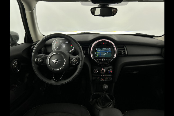 MINI Cooper 1.5 one Classic Facelift Digital Cockpit/Carplay/Navi/Keyless entry/Park.sens