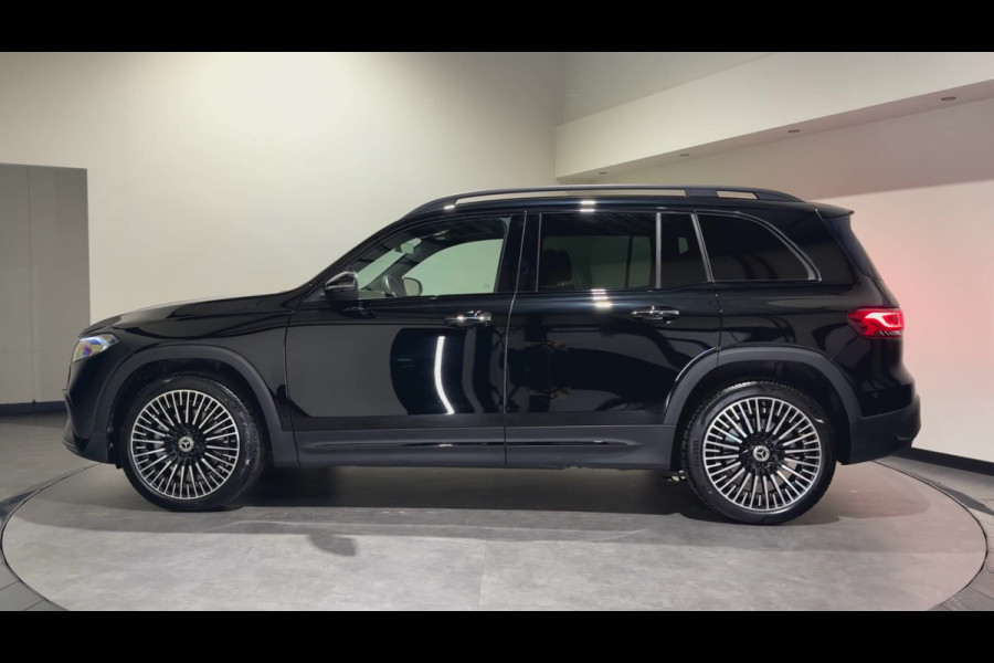 Mercedes-Benz EQB 250+ Sport Edition 71 kWh | AMG-styling | Keyless | Panoramadak | Stoelen verwarmd