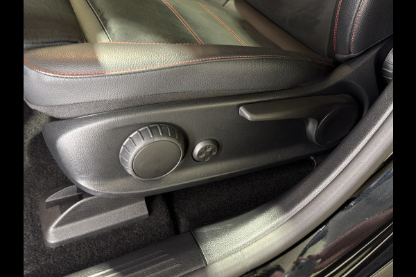 Mercedes-Benz EQB 250+ Sport Edition 71 kWh | AMG-styling | Keyless | Panoramadak | Stoelen verwarmd