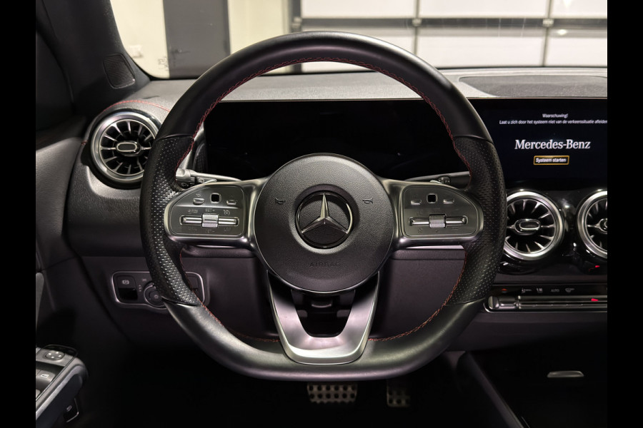 Mercedes-Benz EQB 250+ Sport Edition 71 kWh | AMG-styling | Keyless | Panoramadak | Stoelen verwarmd