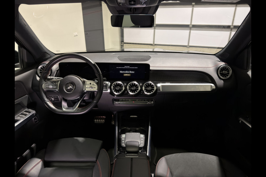 Mercedes-Benz EQB 250+ Sport Edition 71 kWh | AMG-styling | Keyless | Panoramadak | Stoelen verwarmd
