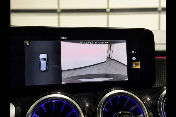 Mercedes-Benz EQB 250+ Sport Edition 71 kWh | AMG-styling | Keyless | Panoramadak | Stoelen verwarmd